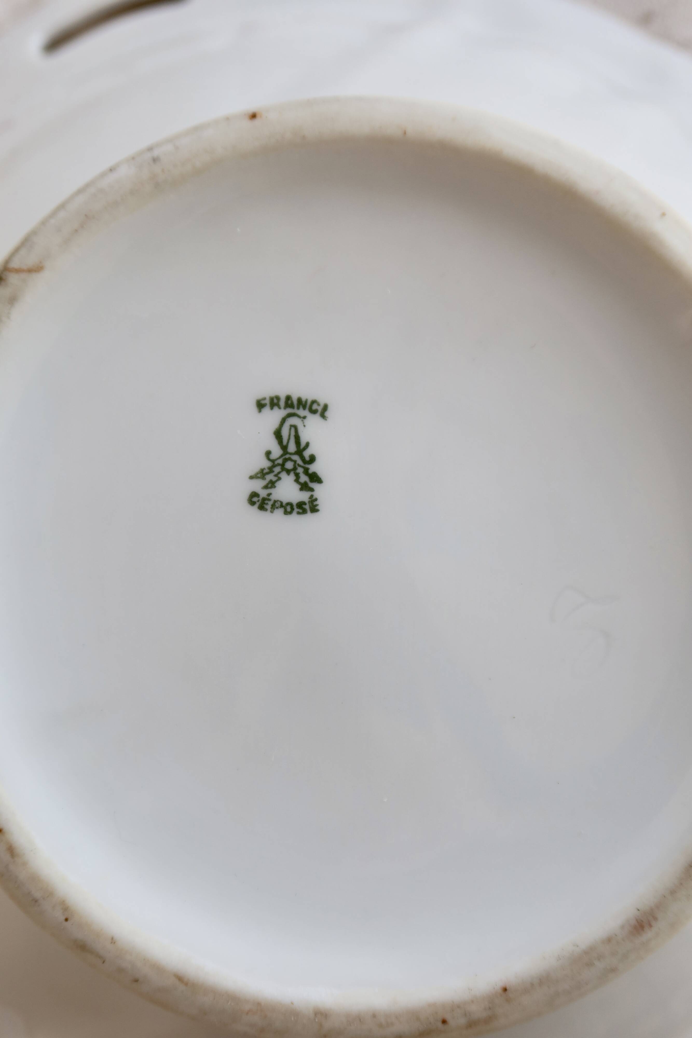 Vintage salad bowl in Limoges porcelain by Ahrenfeld – Pink floral decoration