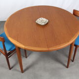 Table round Scandinavian teak