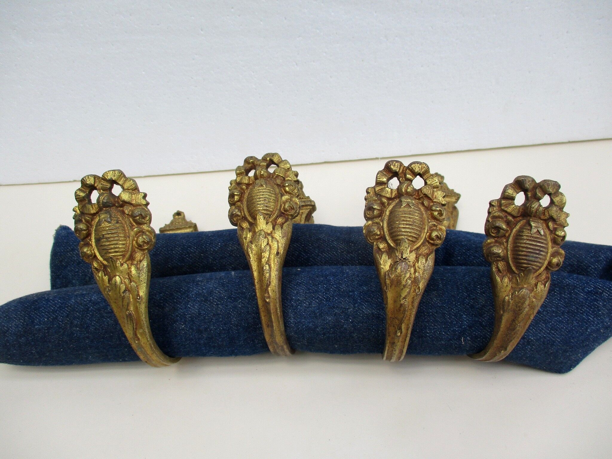 Embrasses en bronze doré Napoléon lll