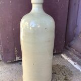Ancienne bouteille en grès