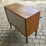 Meuble de bureau à porte coulissante