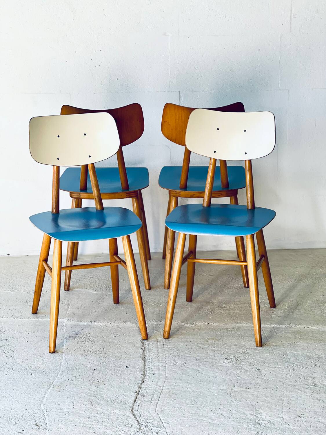 Chaises vintage par TON, 1960'