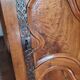 Armoire blessante ancienne restaurée