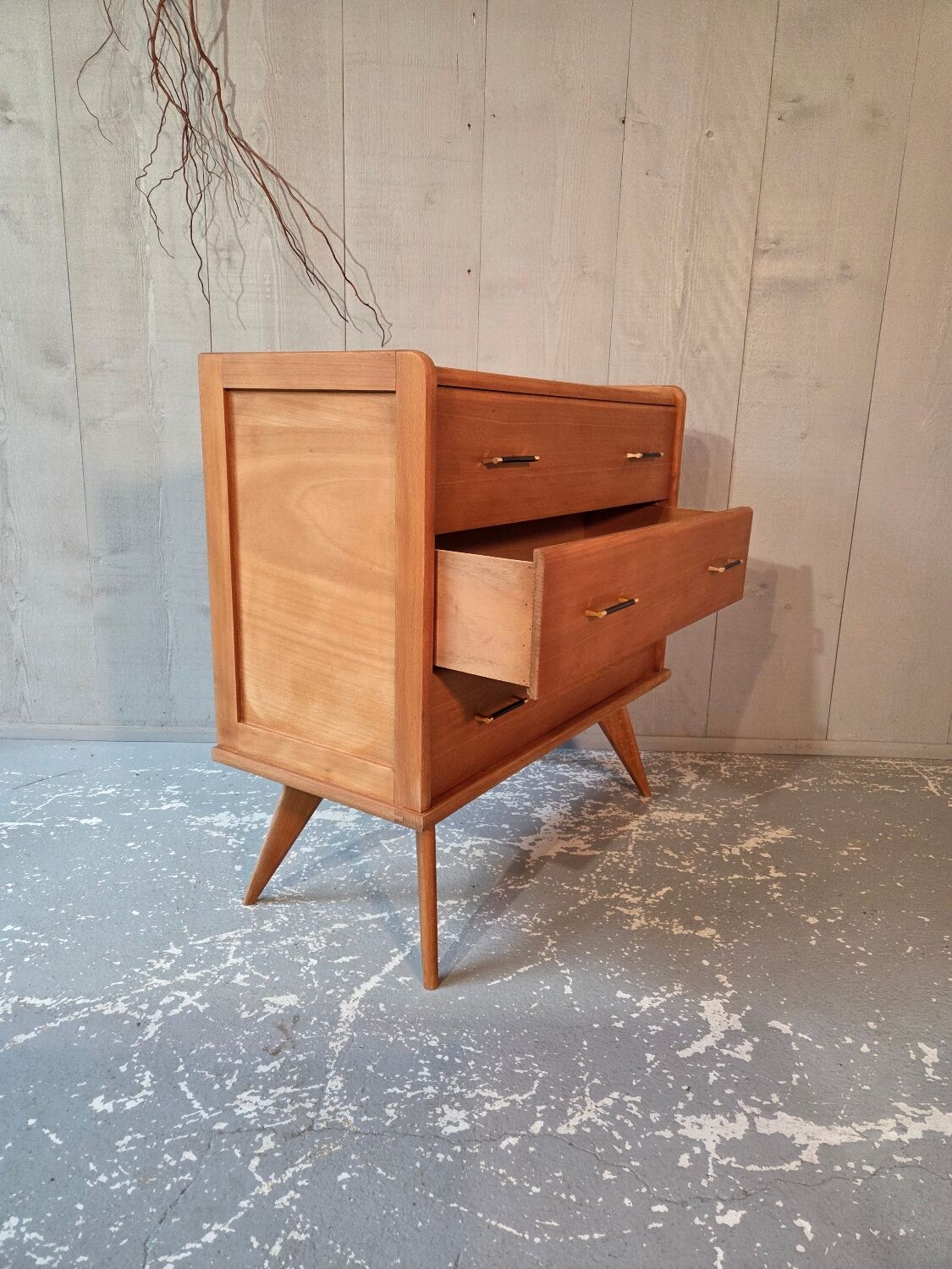 Vintage chest of drawers