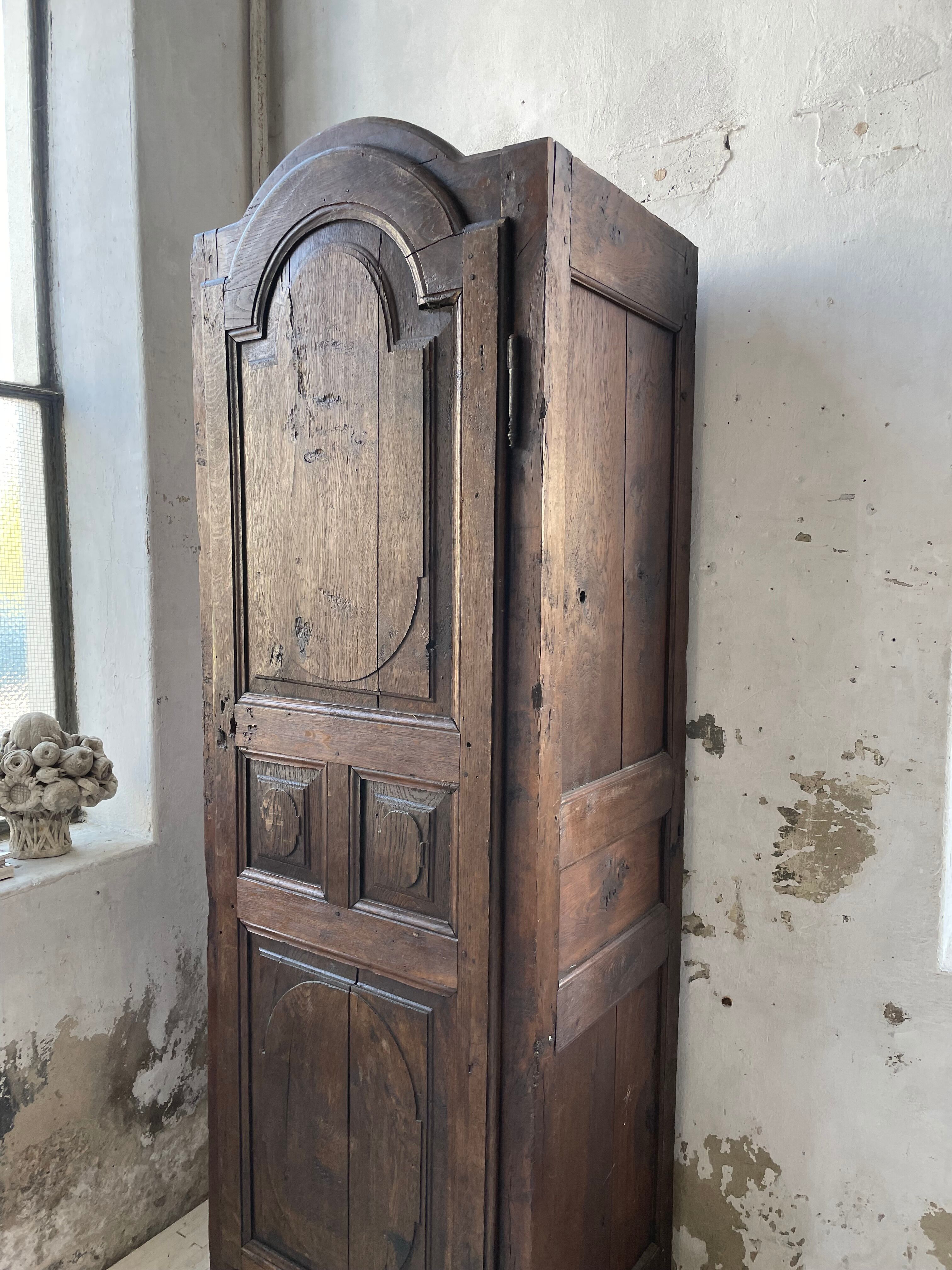 Savoyard solid oak cabinet XVIIIth