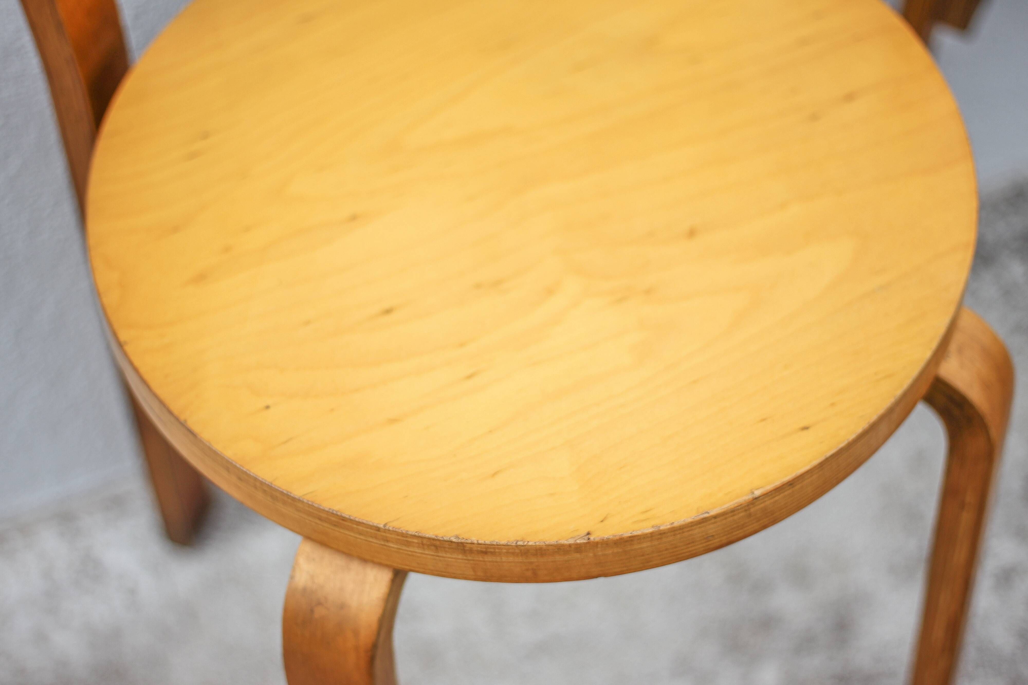 Set of 2 Alvar aalto bentwood chairs model 68, Artek Finland