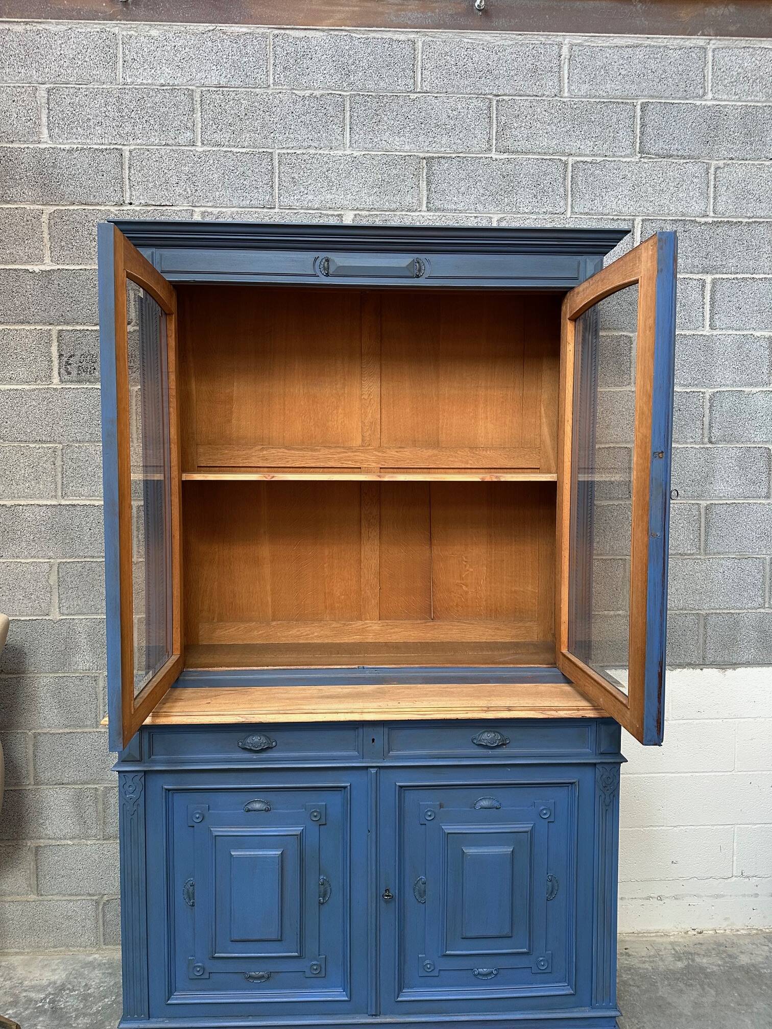 Late 19th century furniture in solid mahogany
