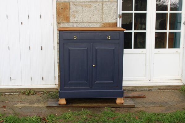 Buffet ancien en bois massif – Bleu profond & plateau bois