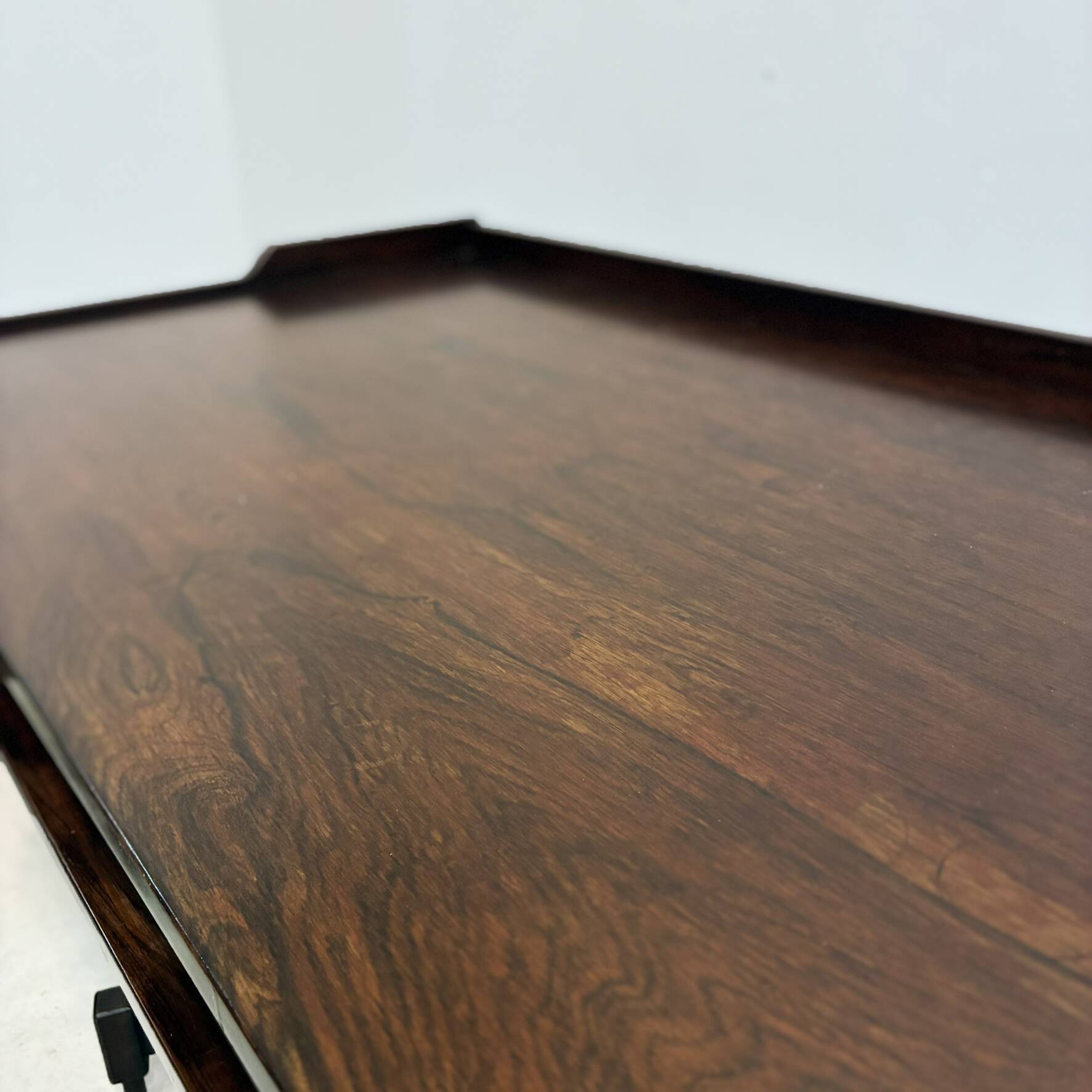 Rosewood desk by Claudio Salocchi for Sormani, Italy 1970.