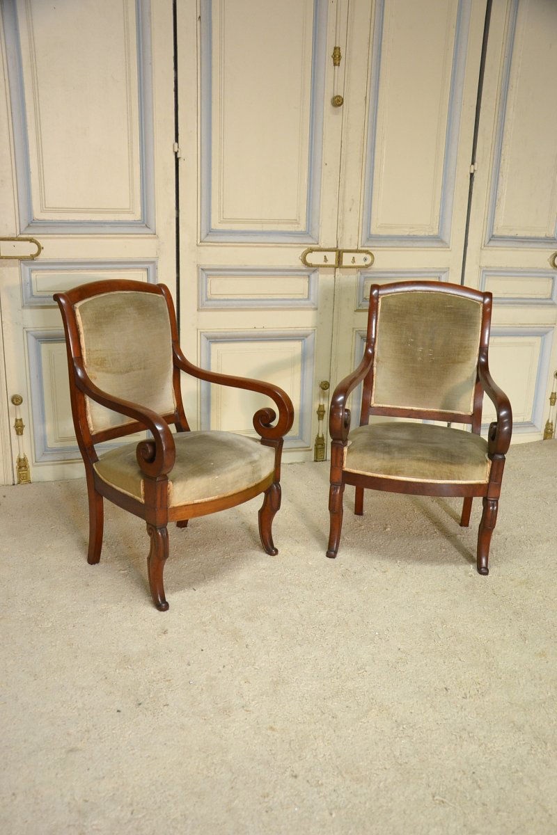 Pair of armchairs