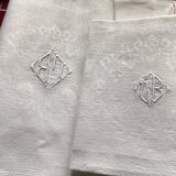 Damask tablecloth with 6 napkins dimensions: height -225cm- width -158cm-