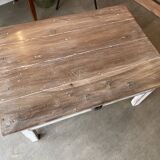 Coffee table with drawer