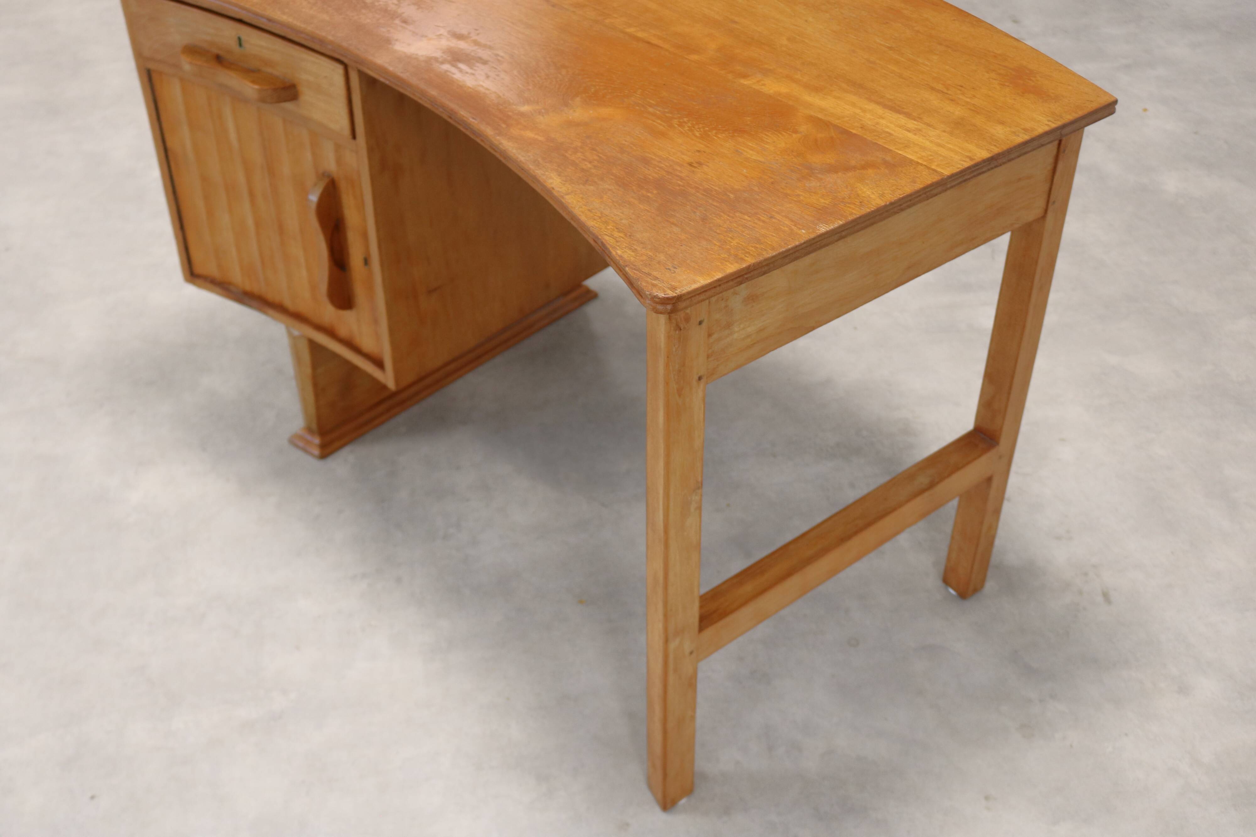 Bureau vintage | chêne | Période des années 1950 | Années 1950