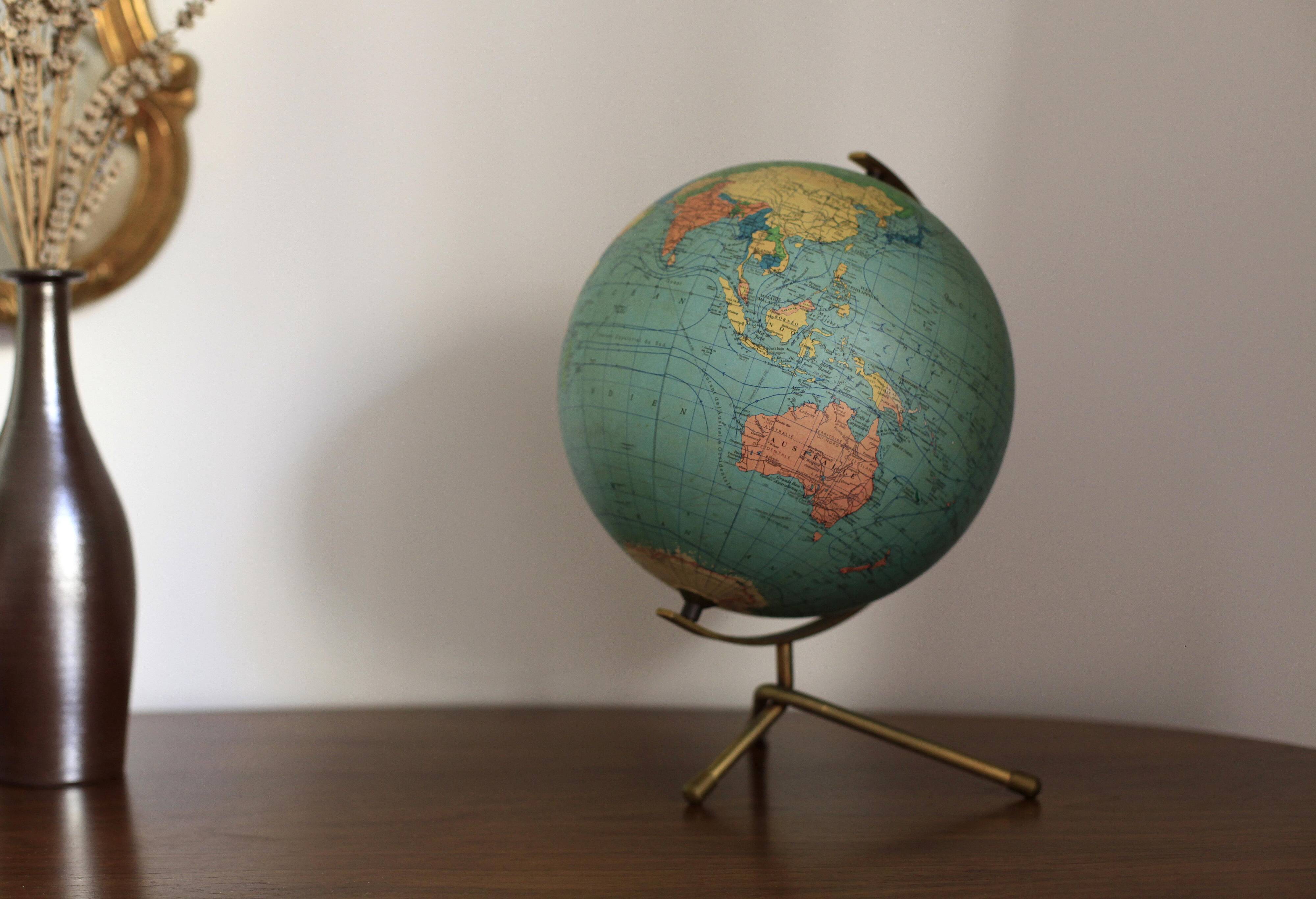 Old Globe by George Philip & Son (1969)