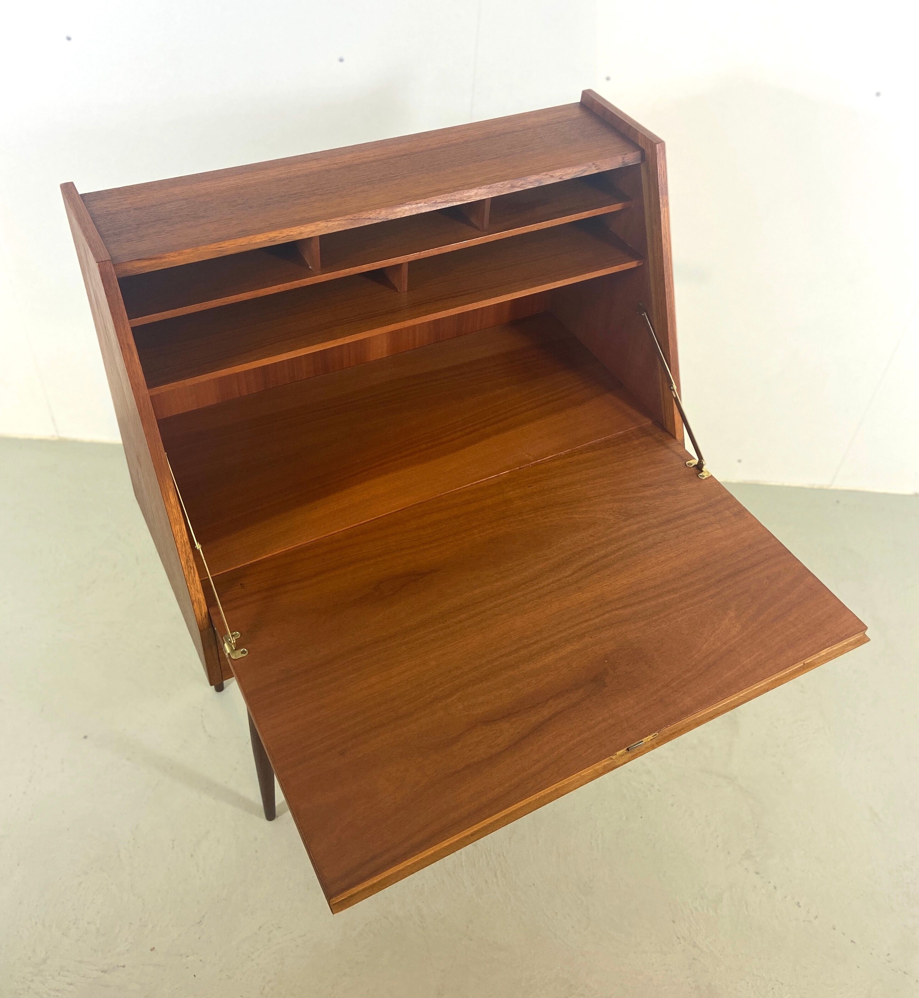 Secretary desk