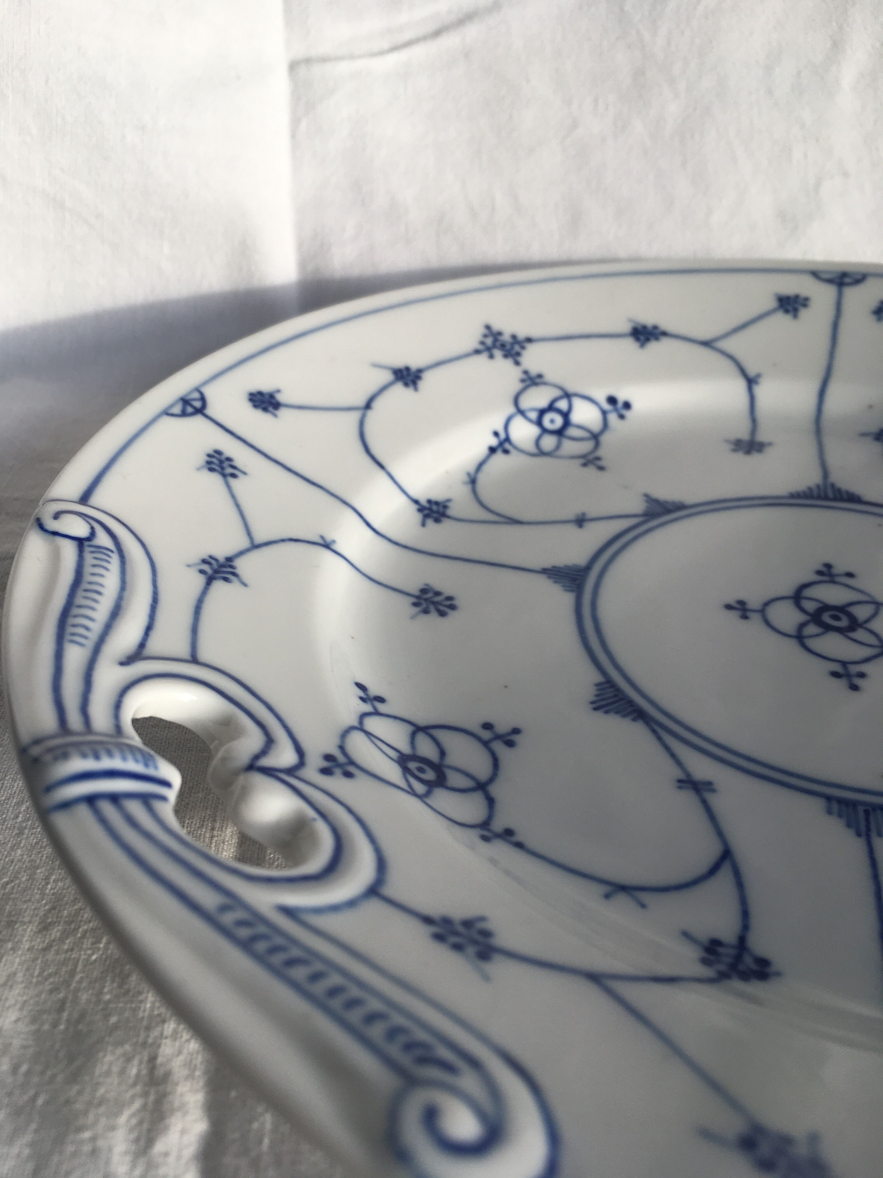 Winterling Bavaria porcelain cake dish or plate