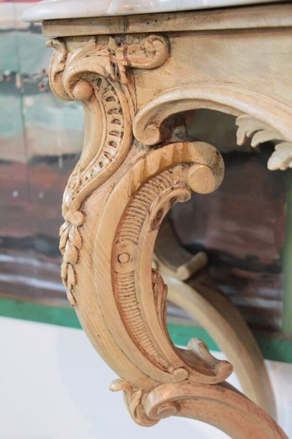 Console Louis XV en bois naturel XIXème