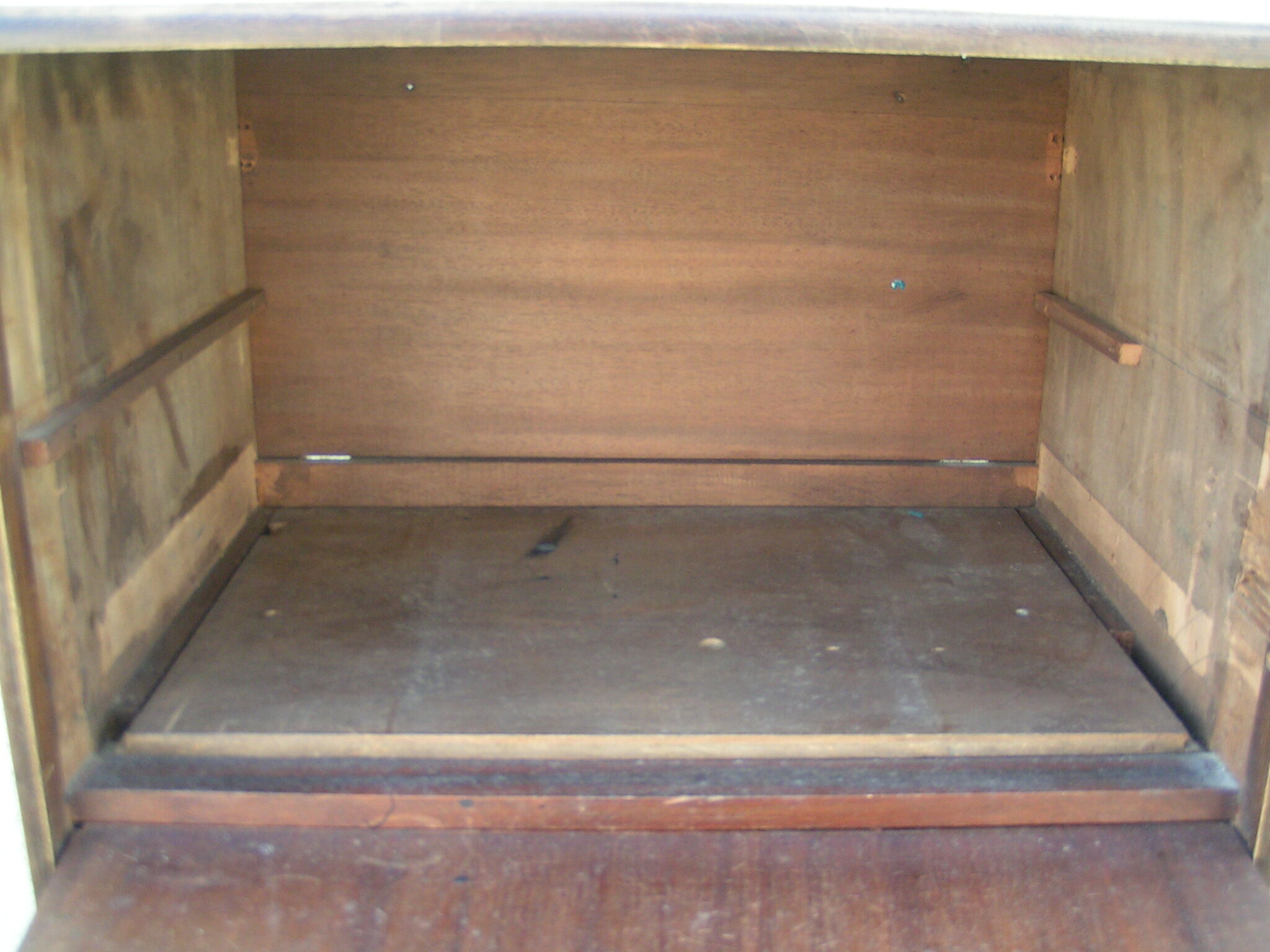 1930s Art Deco furniture with key