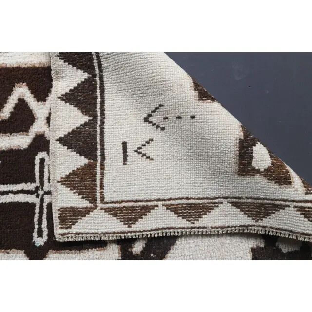 Vintage Turkish Oushak Handmade Wool Cotton White Runner Rug 100x320