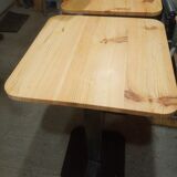 Eats standing up