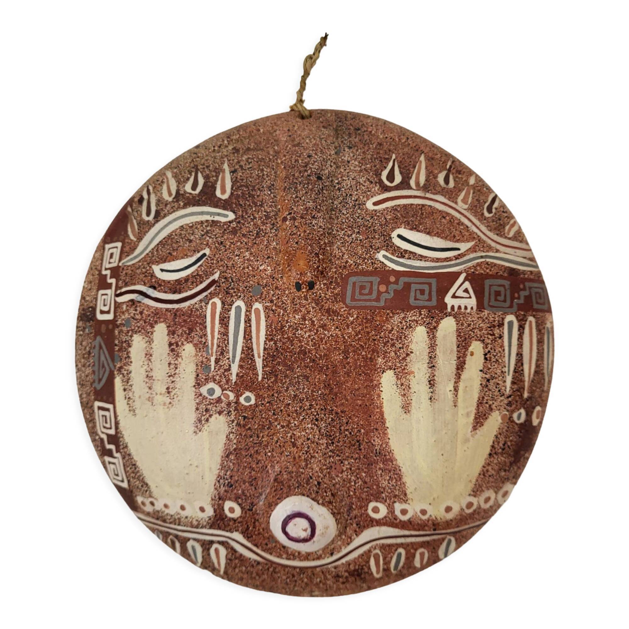 Cruz anthropomorphic decorative plate