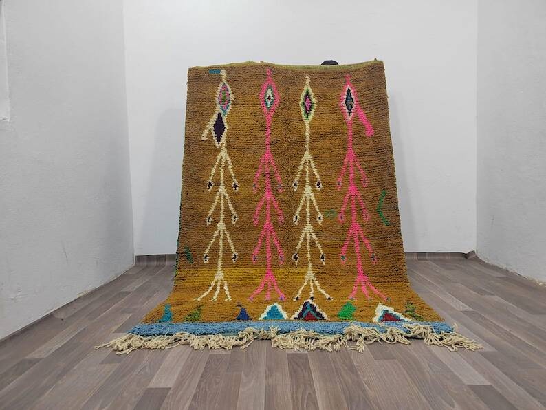 Traditional Moroccan rug 250cm x 150cm