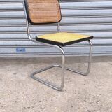 Cesca B32 chair design Marcel Breuer