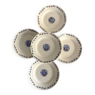 5 assiettes de service, terre de fer de Longchamp, modèle Arlette, 1950