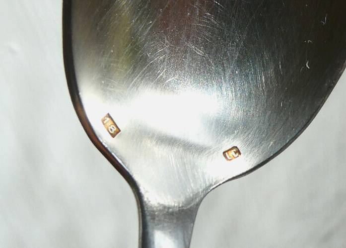 12 Silver-plated metal teaspoons 18 grs, Uniplat model
