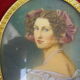 Portrait miniature medallion