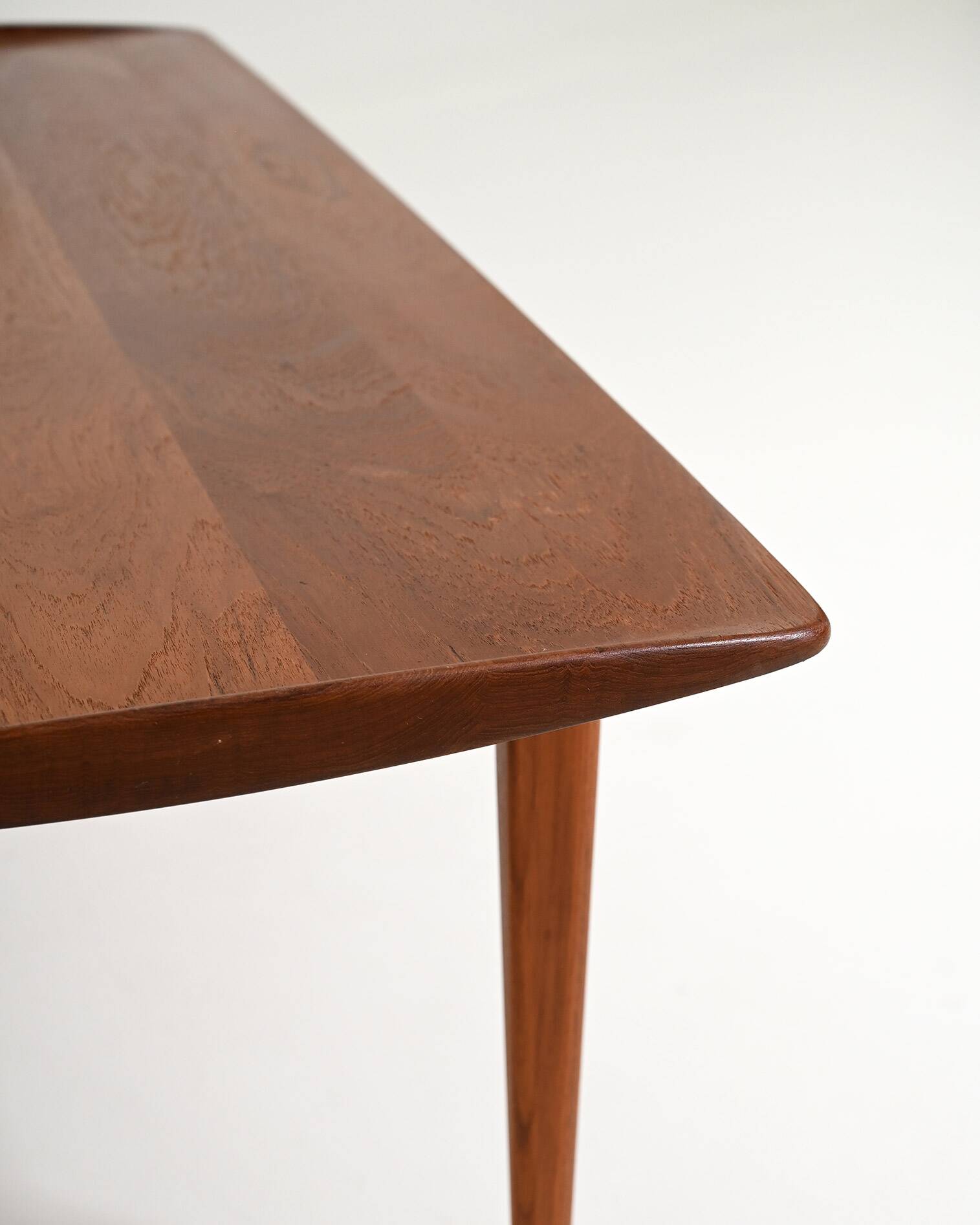 Tove & Edvard Kind-Larsen teak coffee table, Denmark, 1960s