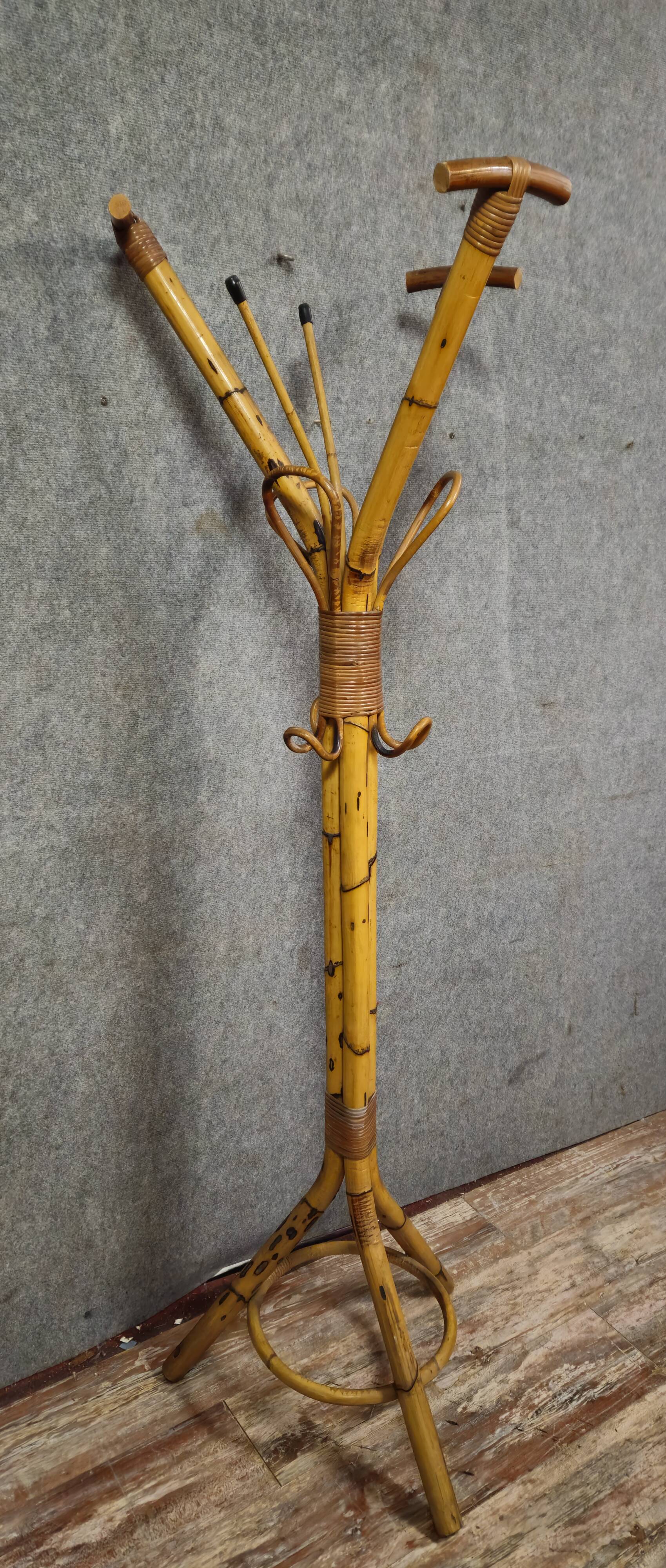 Antique bamboo and rattan coat rack, artistic work from the late 19th century.