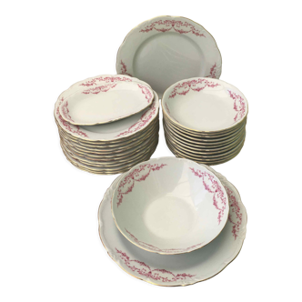 Porcelain table service for 12 people