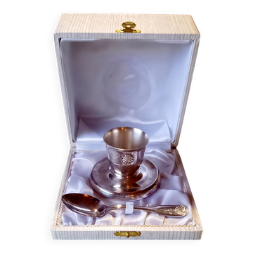 Egg cup and spoon with shell pattern in silver-plated metal, 1970.