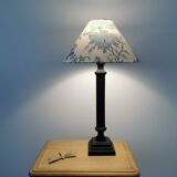 Conical lampbat for lamp foot