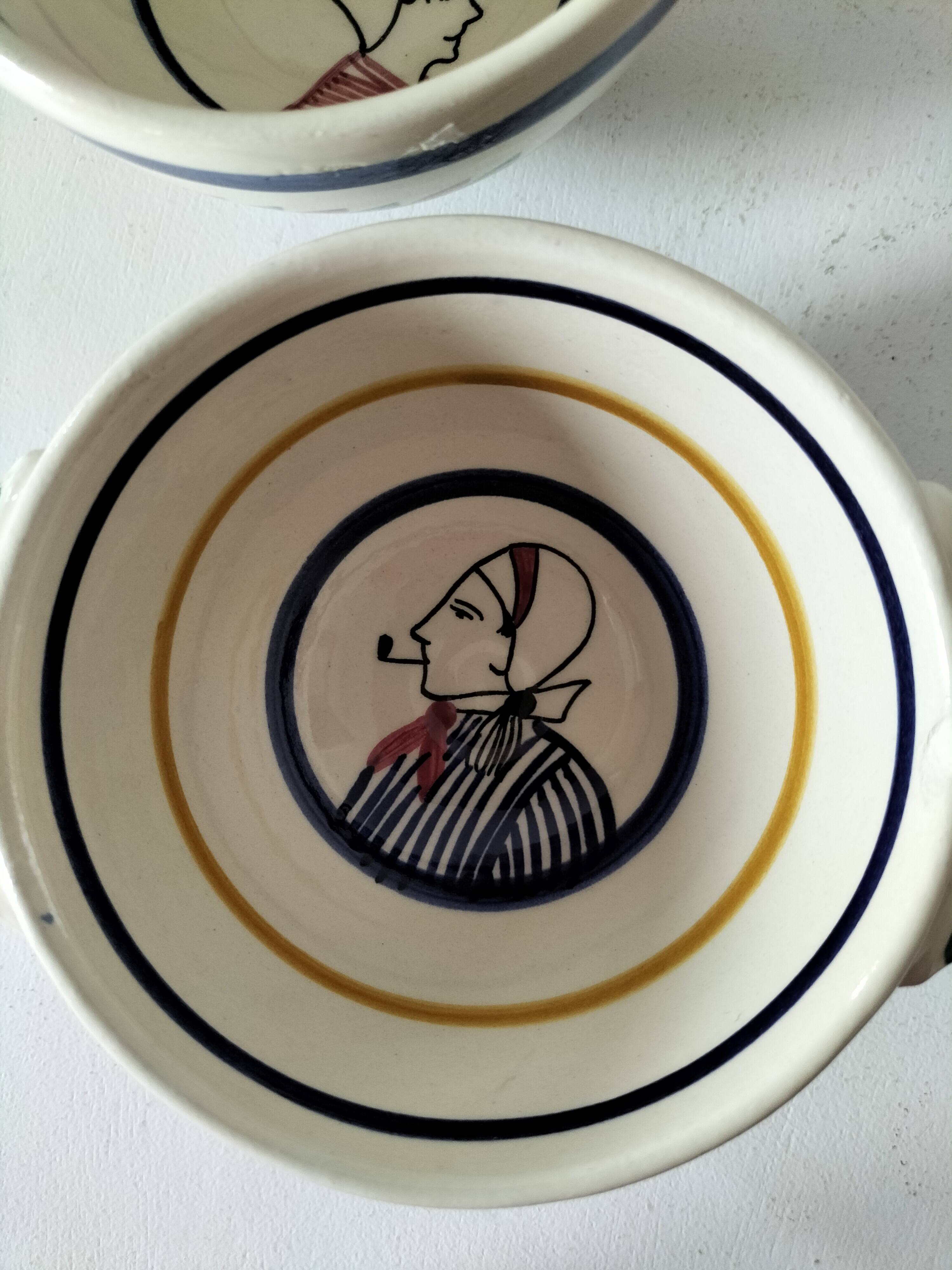 Bagnole Handled Bowls