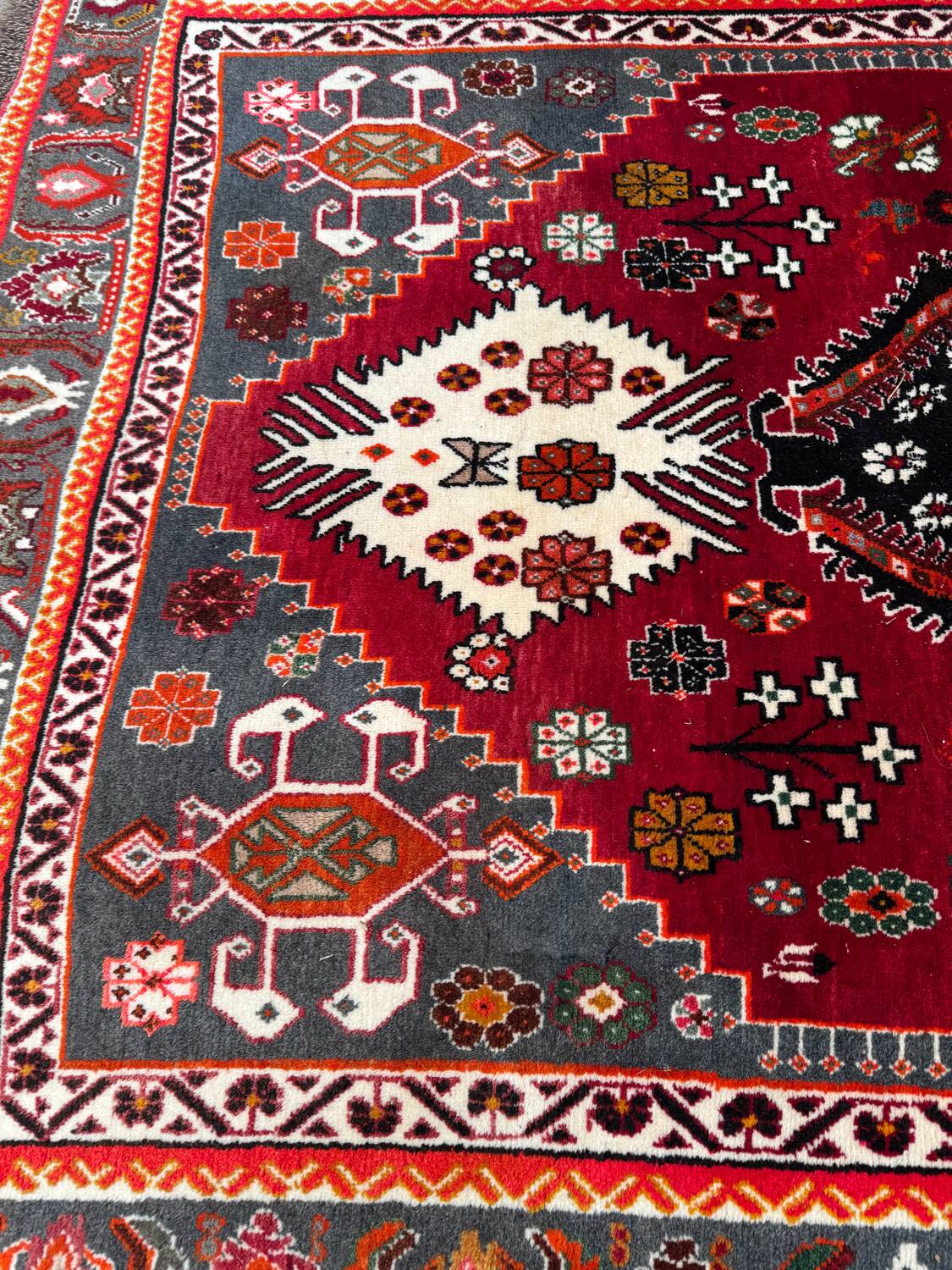 Tapis persan ancien 