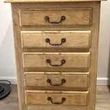 Solid oak chest of drawers