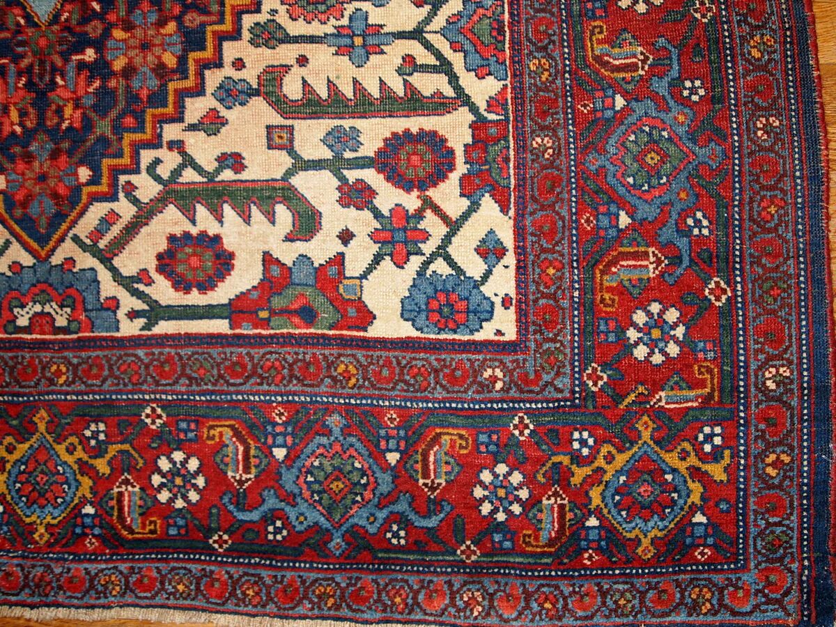 Handmade antique Persian Bidjar rug 149cm x 225cm 1880s - 1B194