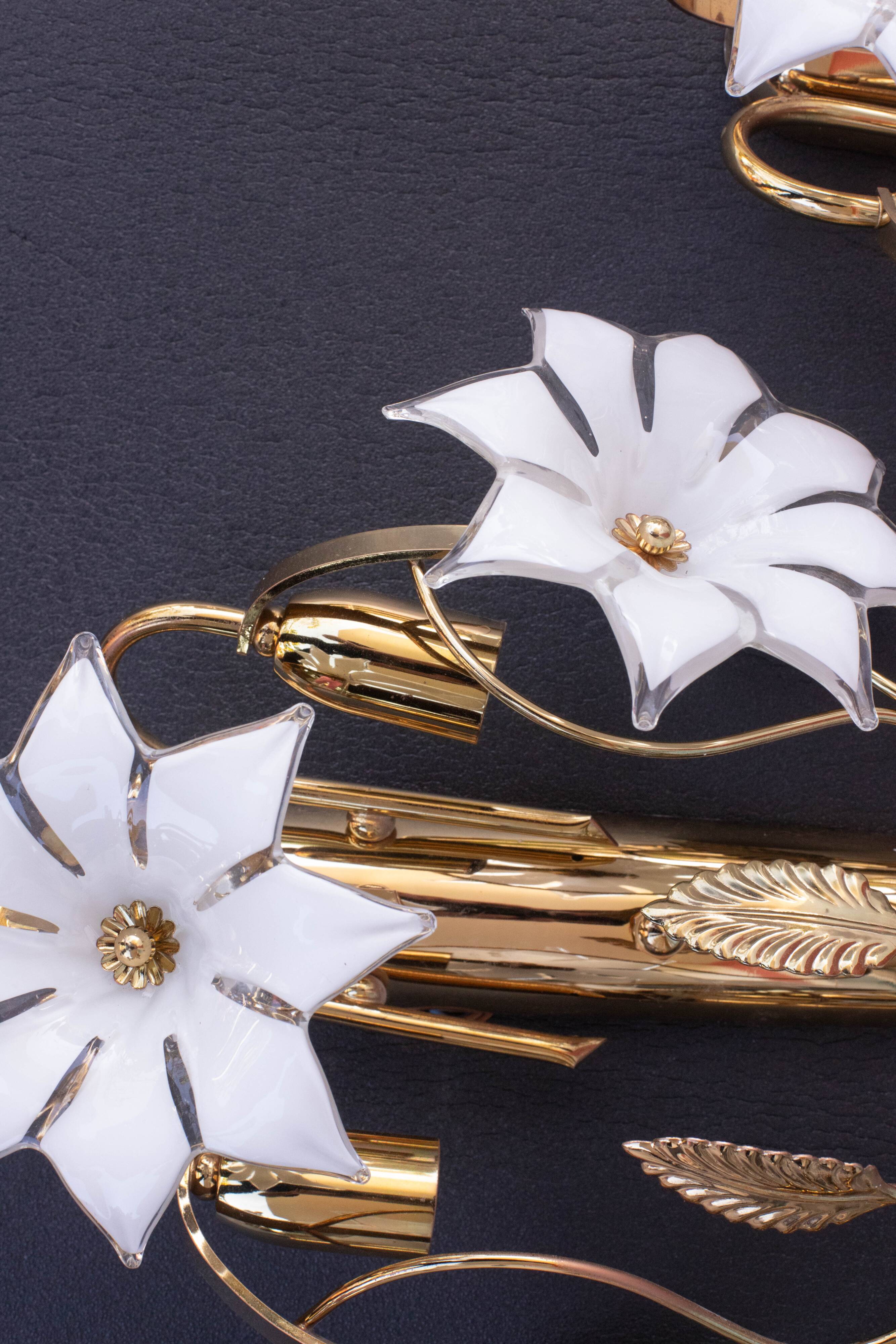 Set of 4 Murano White Flowers Wall Light, 1970s