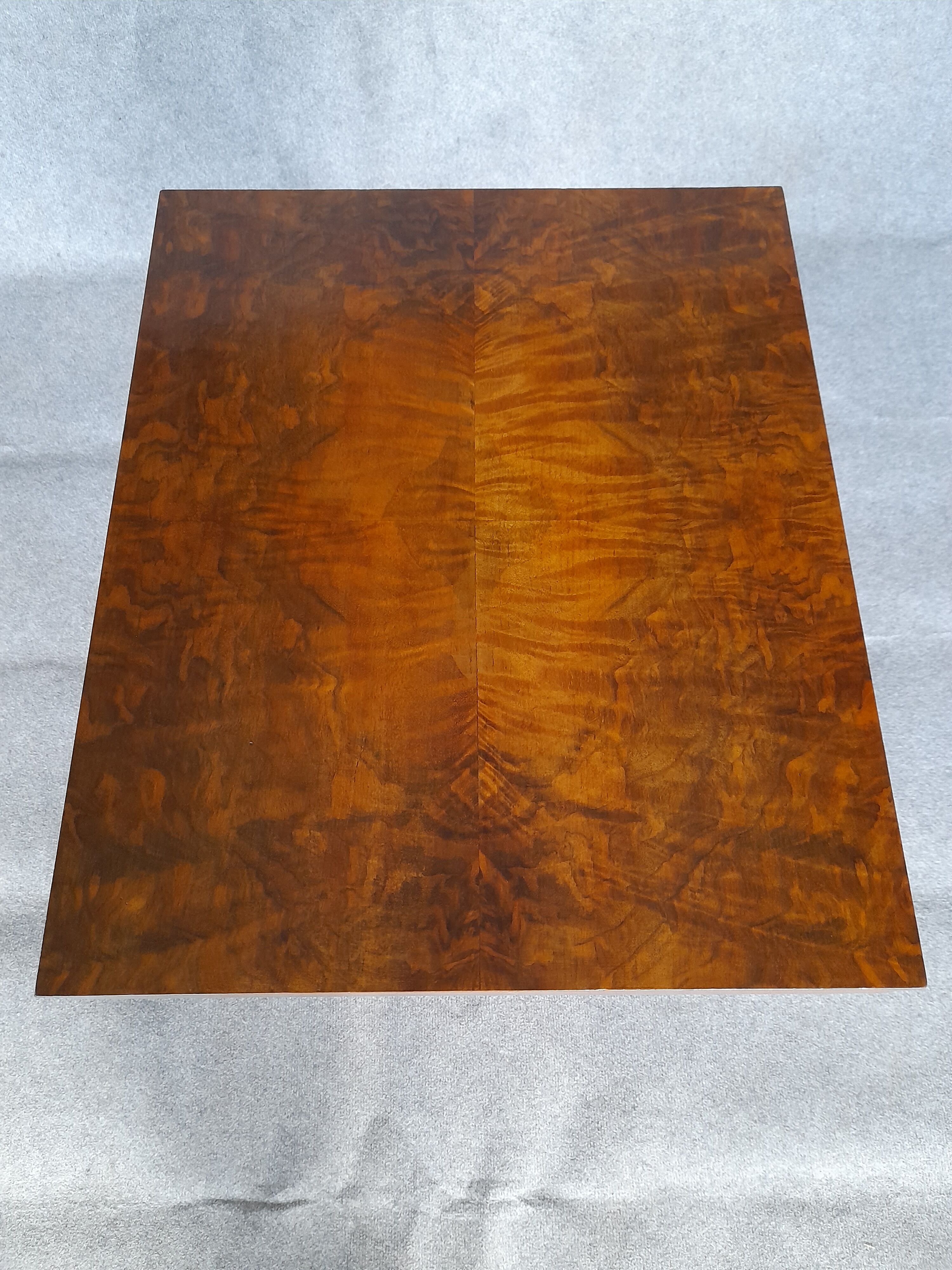 Art Deco pedestal table