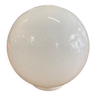 Globe ancien en opaline blanche 20cm