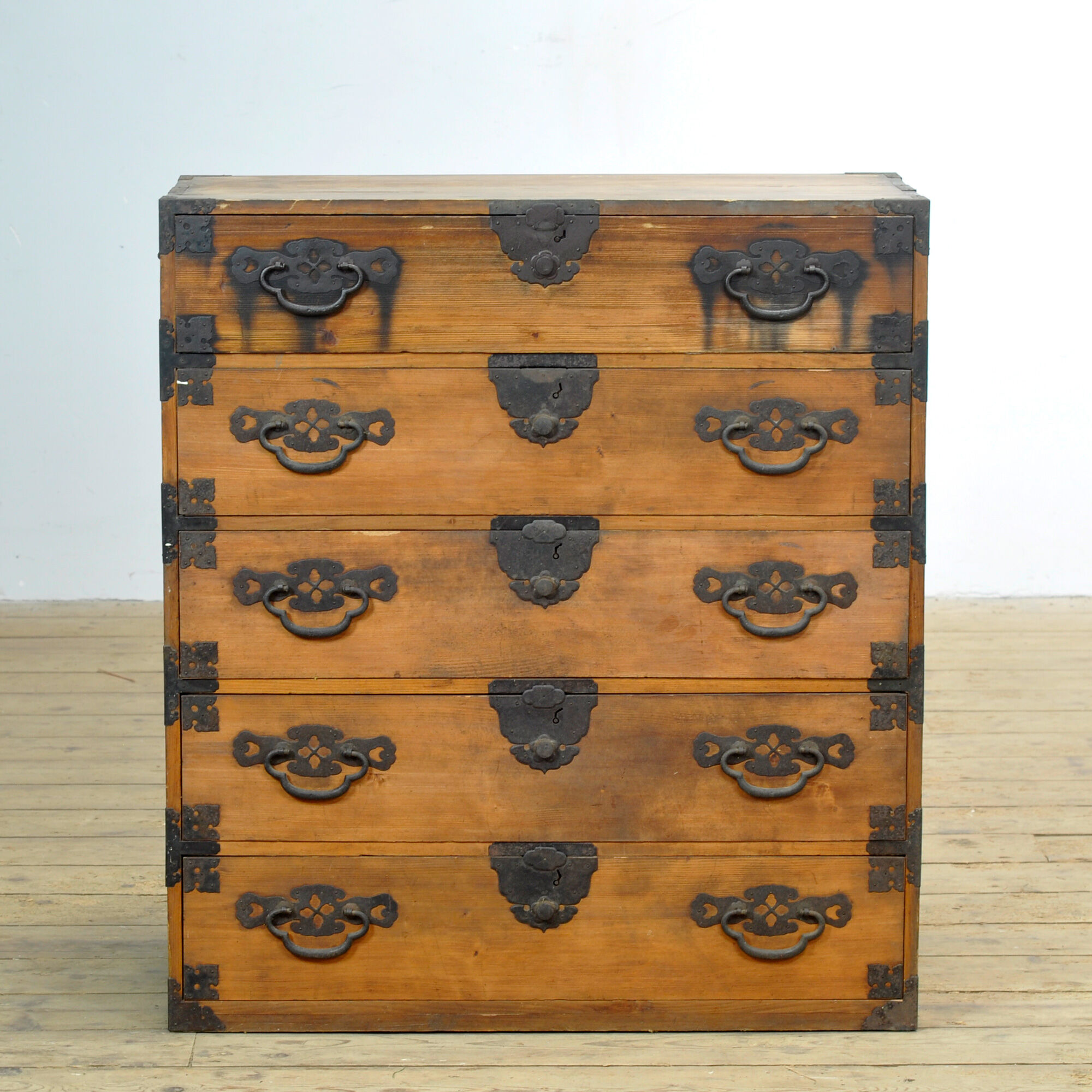 Japanese Tansu chest of drawers, circa 1870