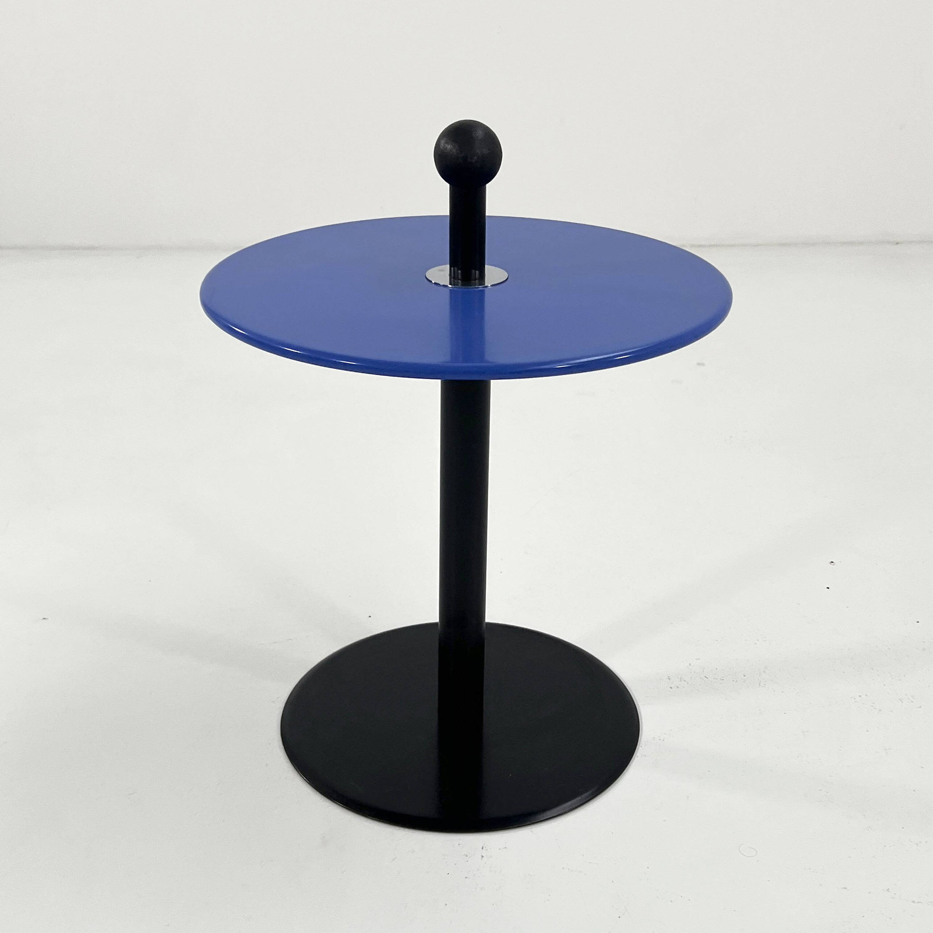 Table d'appoint postmoderne bleu par Ikea, 1980