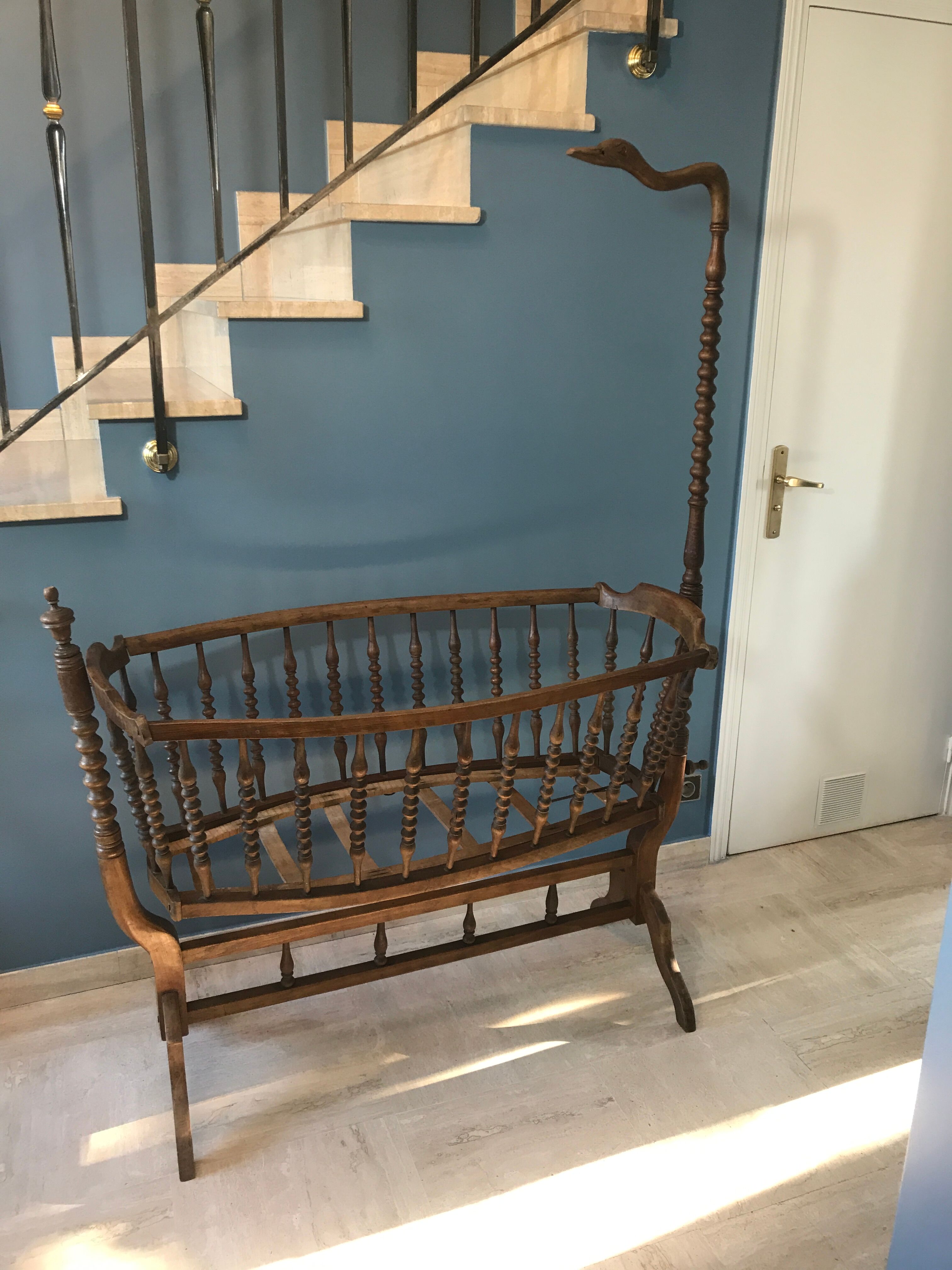 Former cradle gooseneck wooden early twentieth