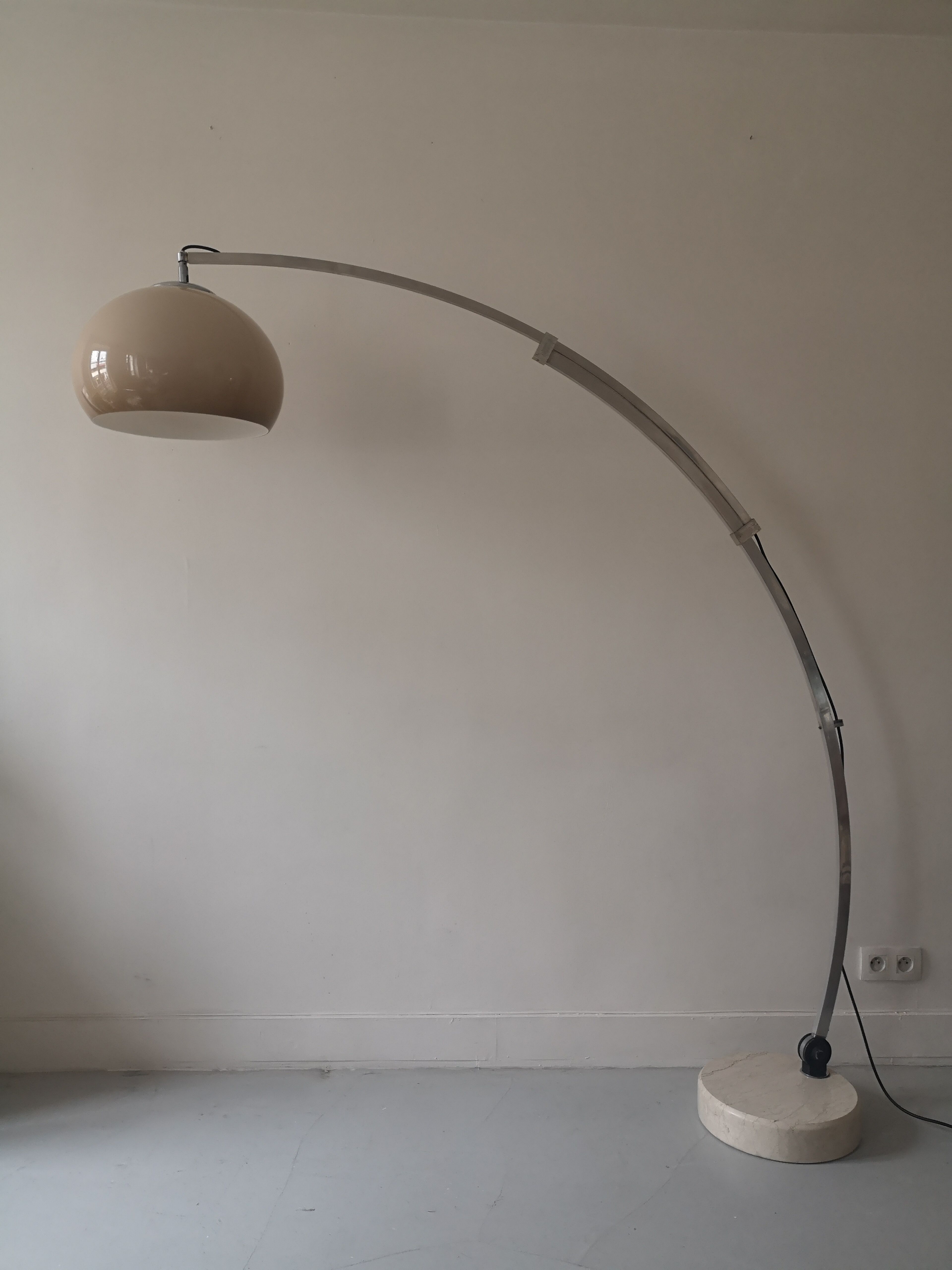 Adjustable arc floor lamp by harvey guzzini, 1970