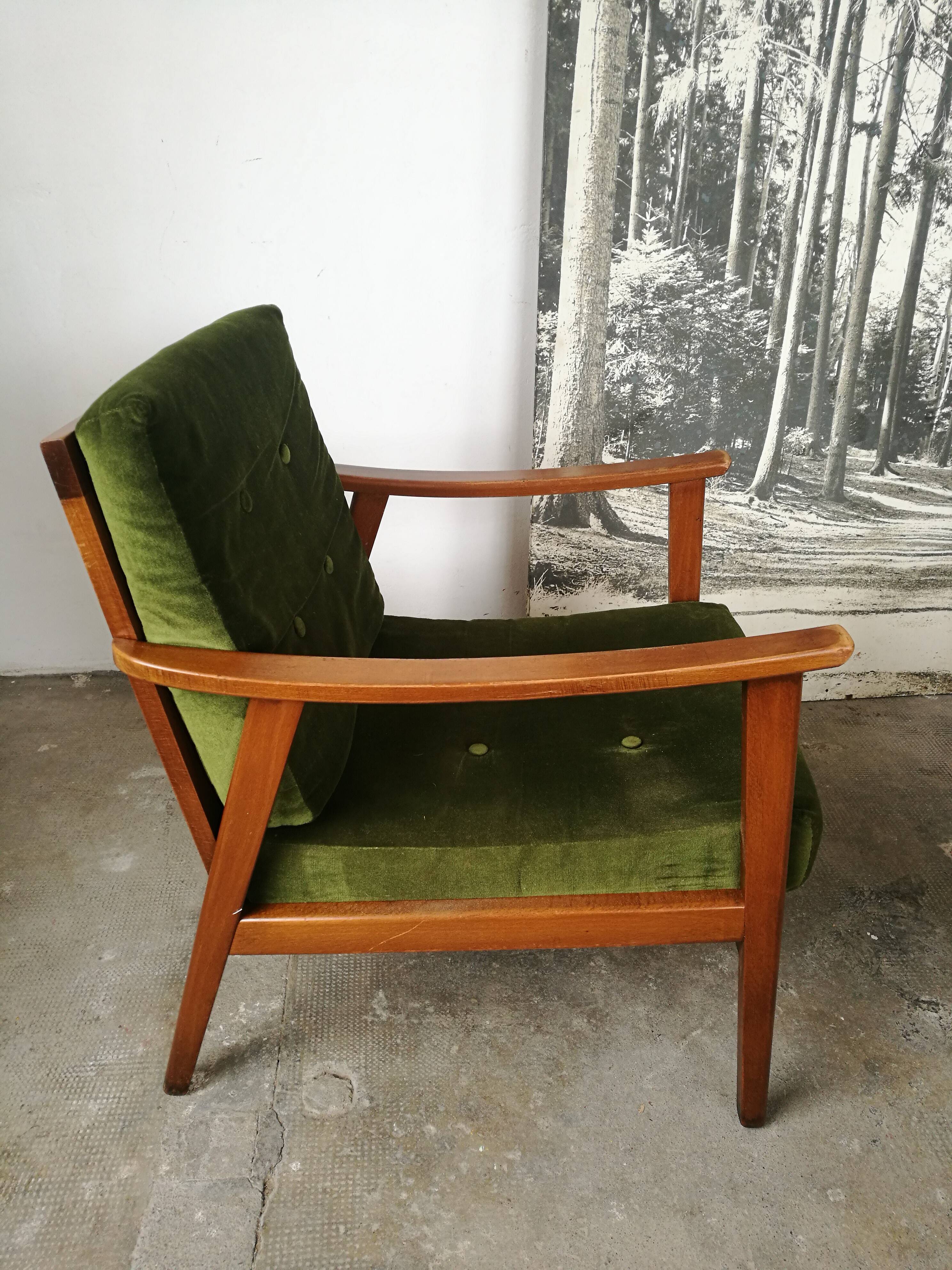 Vintage armchair with Scandinavian shapes