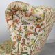 Paire de fauteuils a oreilles