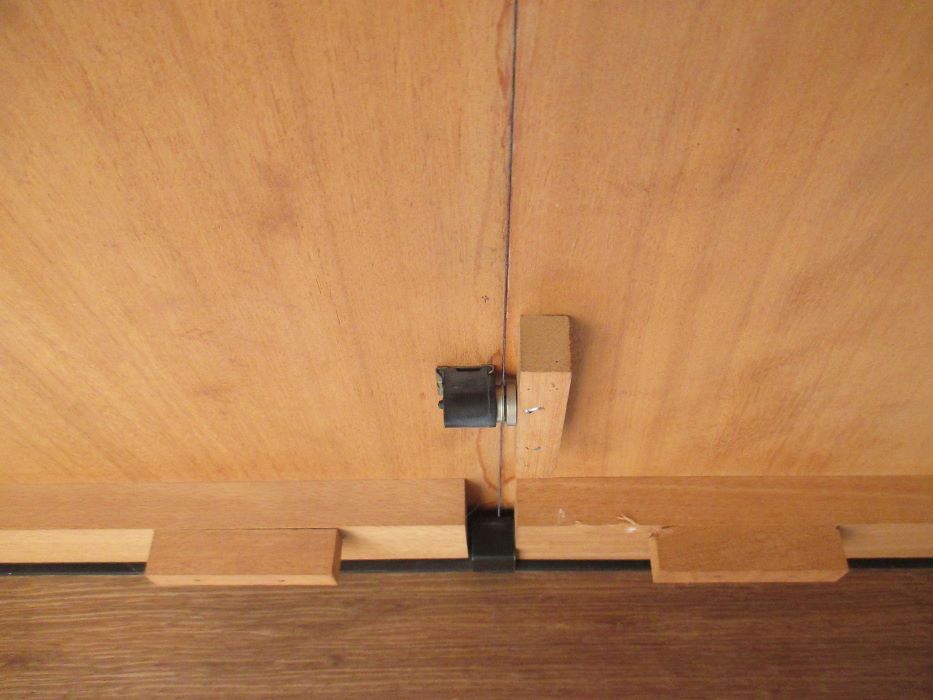 Mr. Gascoin's alvéole, round table