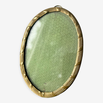 Cadre ovale en laiton de couleur or en métal